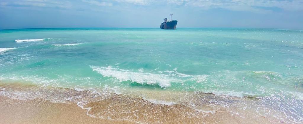 Готель Black Sea View Костінешть Екстер'єр фото