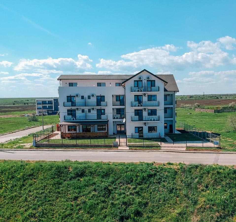 Готель Black Sea View Костінешть Екстер'єр фото