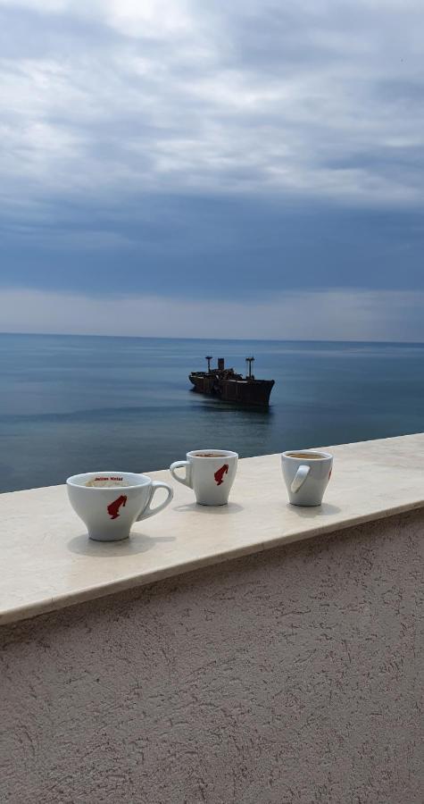 Готель Black Sea View Костінешть Екстер'єр фото