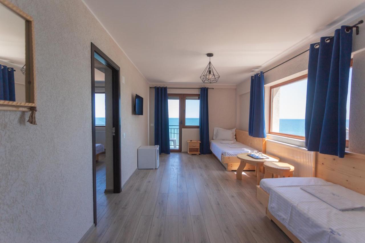Готель Black Sea View Костінешть Екстер'єр фото