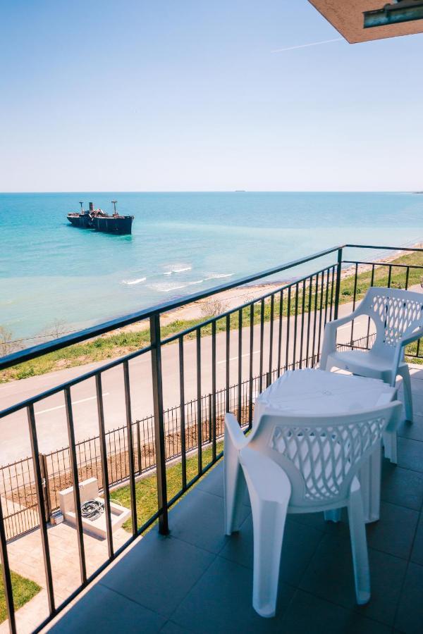 Готель Black Sea View Костінешть Екстер'єр фото